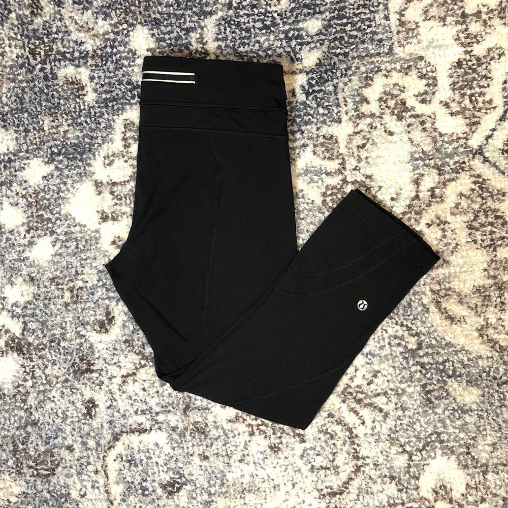 Lululemon Inspire Crop II